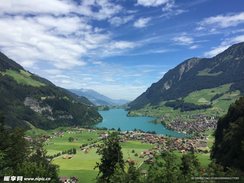 瑞士生活之绿水青山琥珀风光