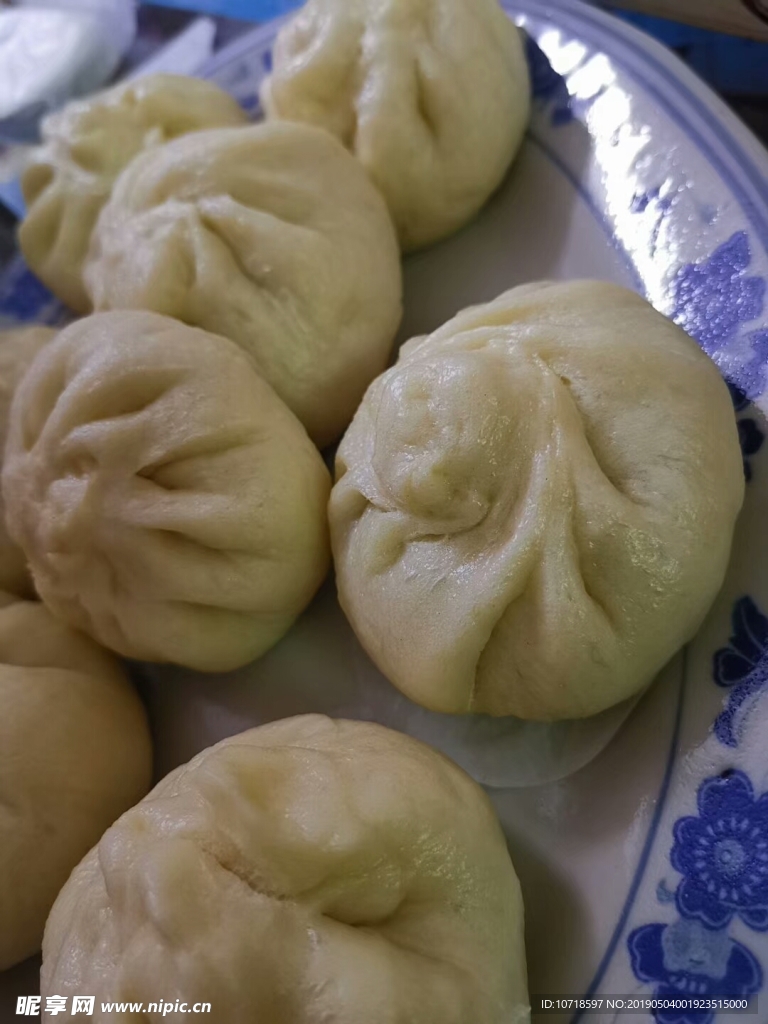 包子