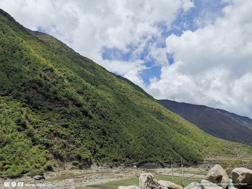 山峰
