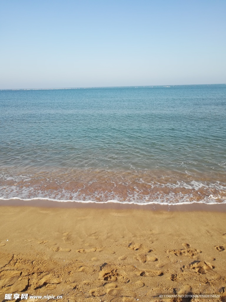 夏日大海海浪沙滩
