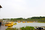 水天一色 湖面 游船  水面