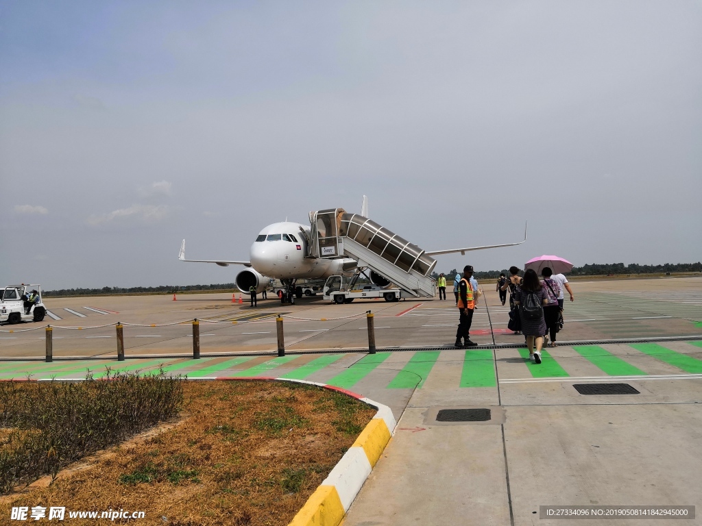 JC航空 柬埔寨机场  天空