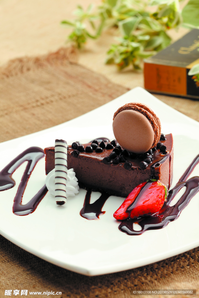 甜品 巧克力蛋糕 草莓