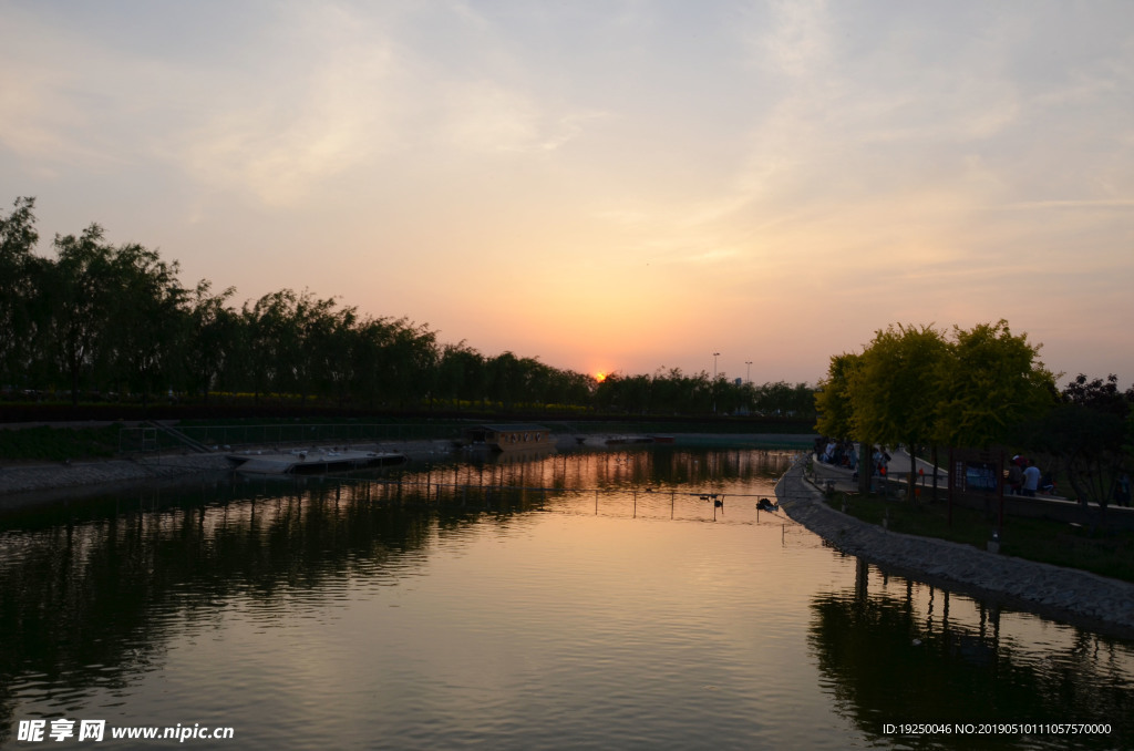 夕阳  夜景 正定 古城 城墙