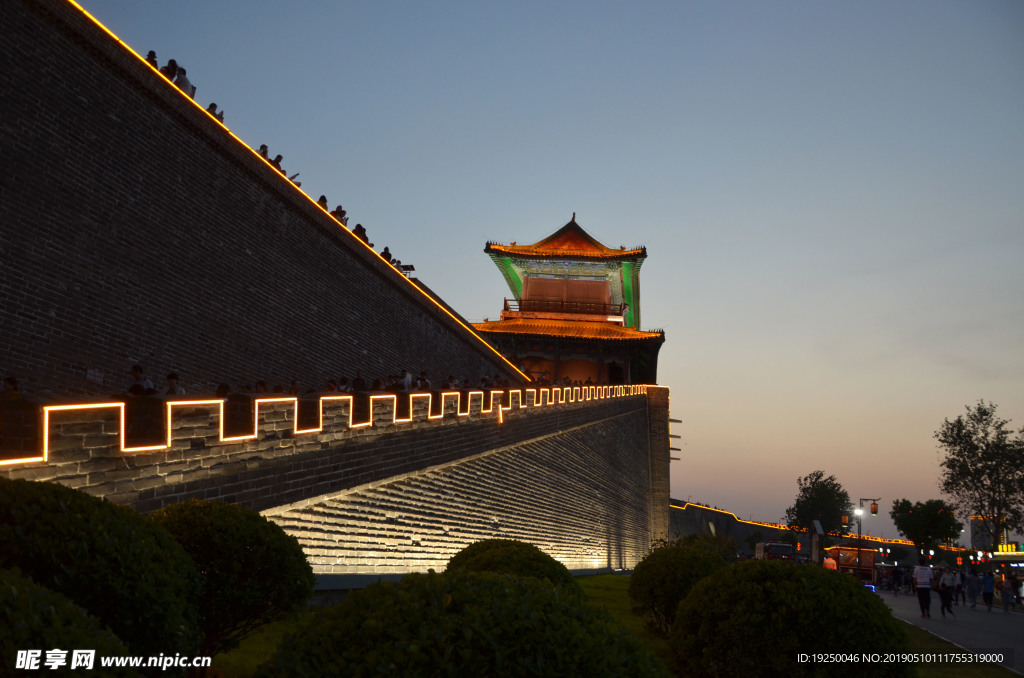 夜色  夜景 正定 古城 城墙