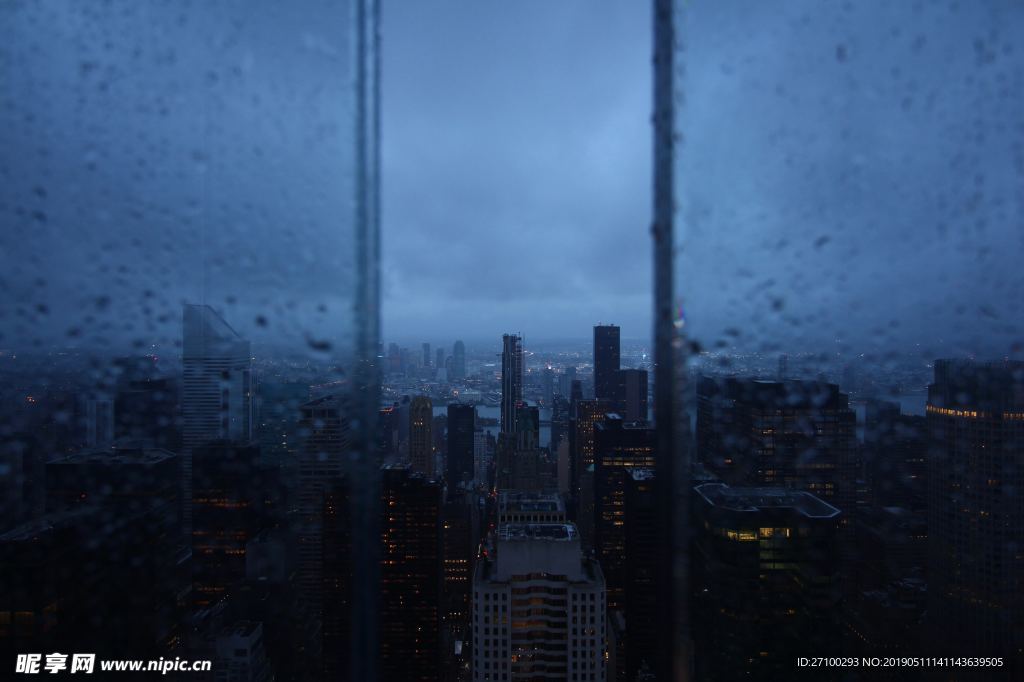 城市夜景 雨夜