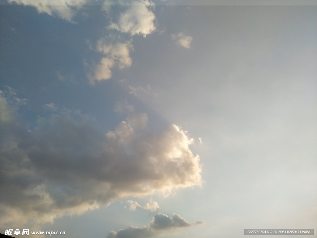 天空