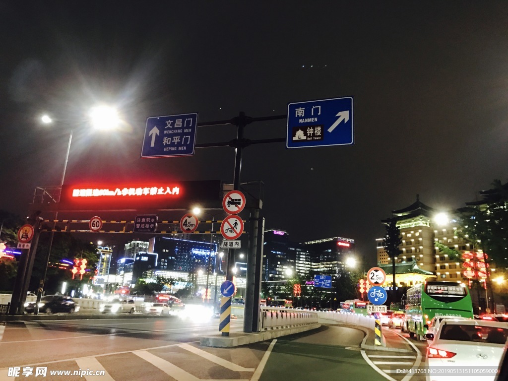 夜晚城市风景