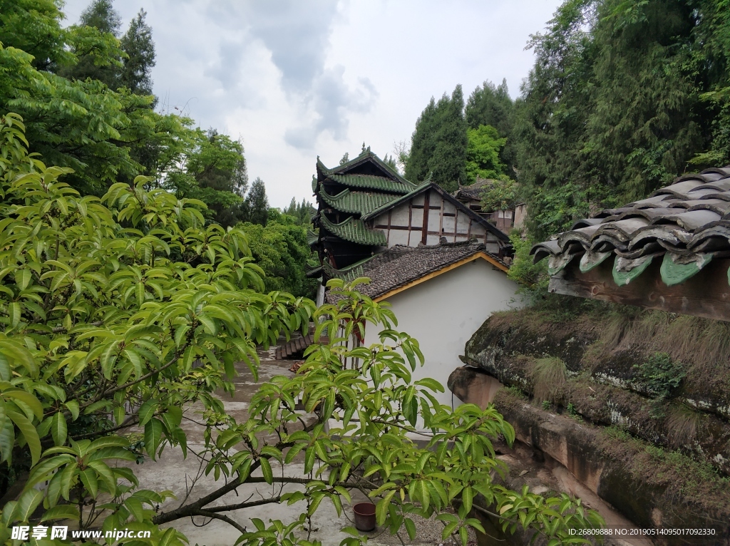 龙虎门  南充云台山