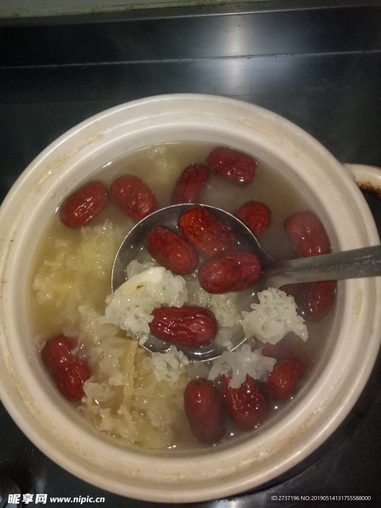 银耳红枣