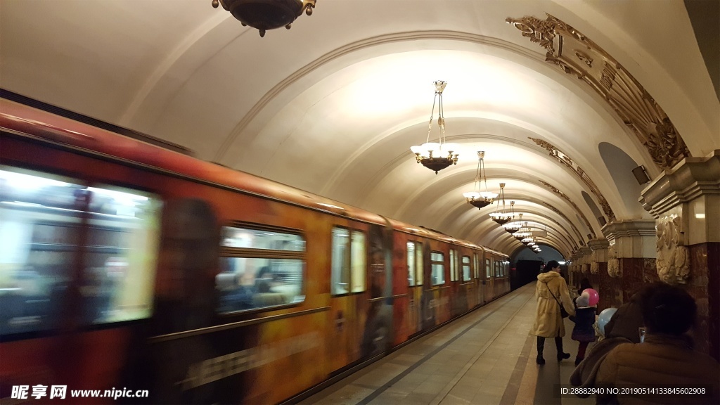 莫斯科地铁移动的列车