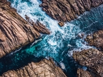 海水拍击浪花
