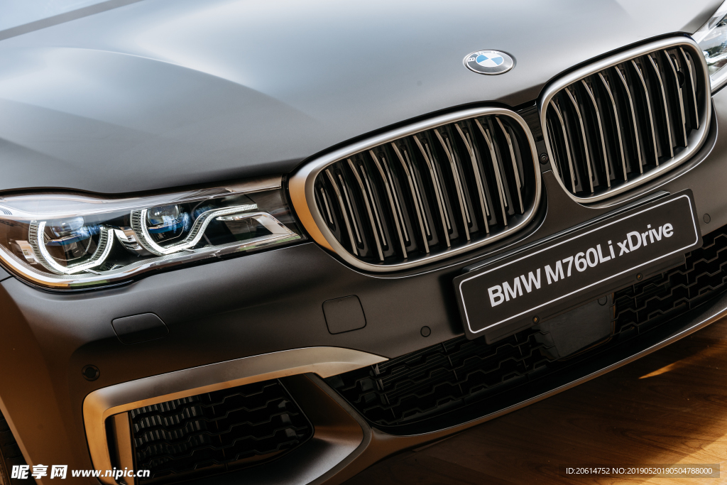 BMW汽车大灯