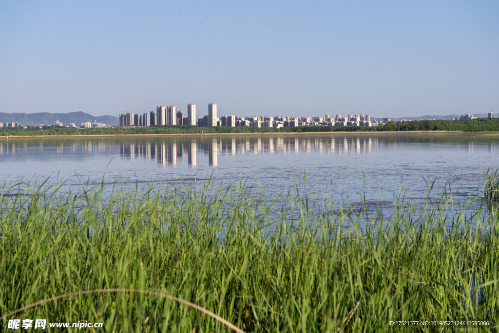 水边城市