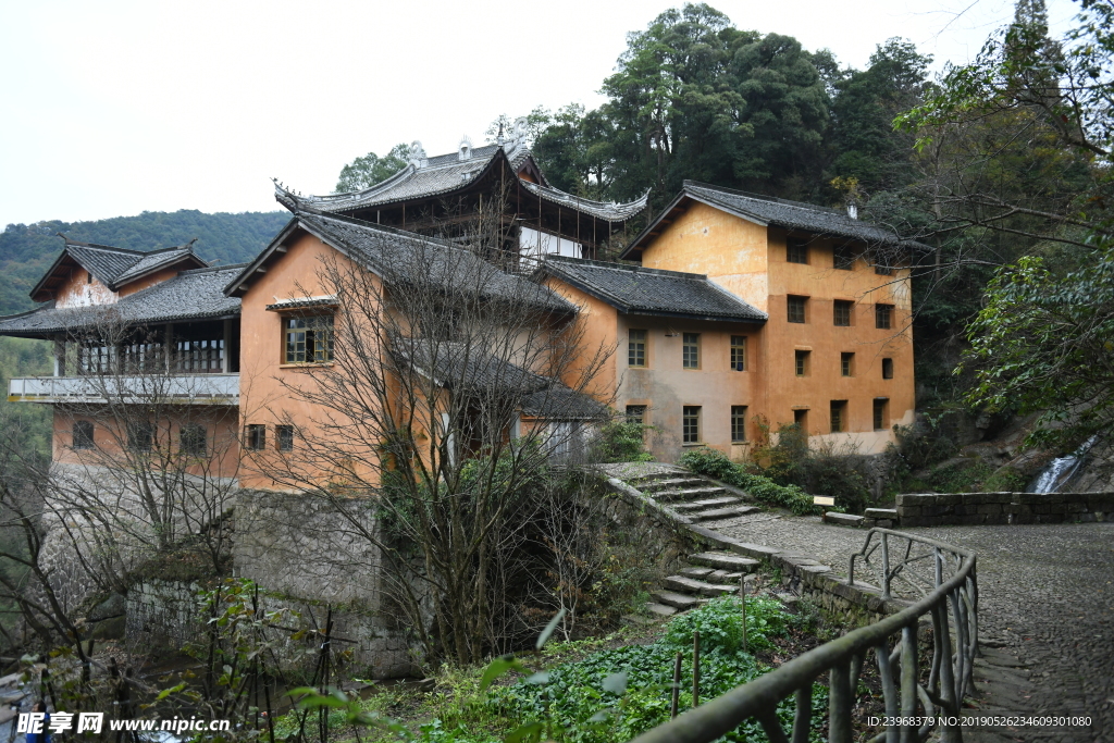 山中禅院