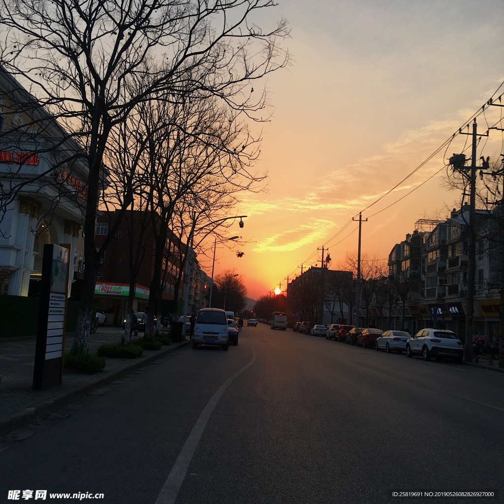 夕阳西下