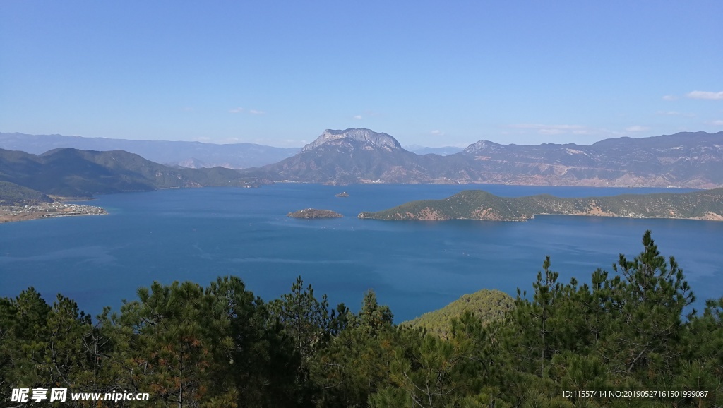 泸沽湖