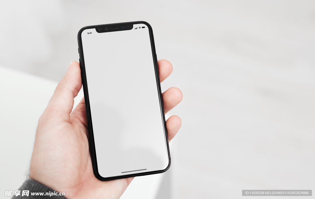 手拿手机素材