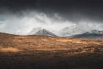 山 白云