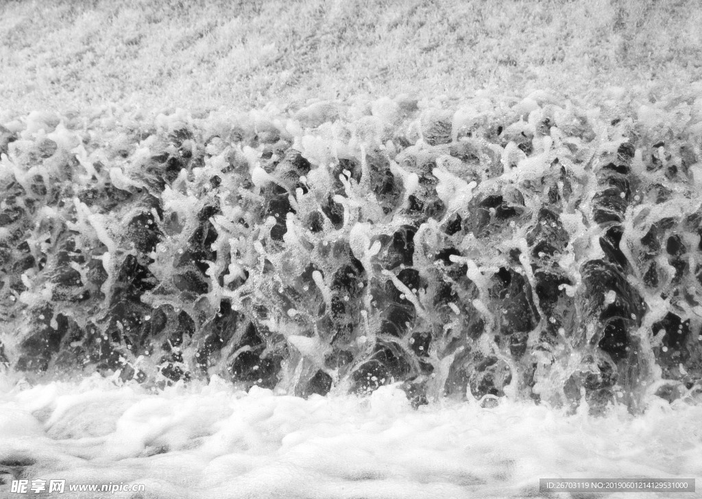水