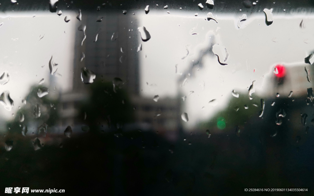 雨后都市风景