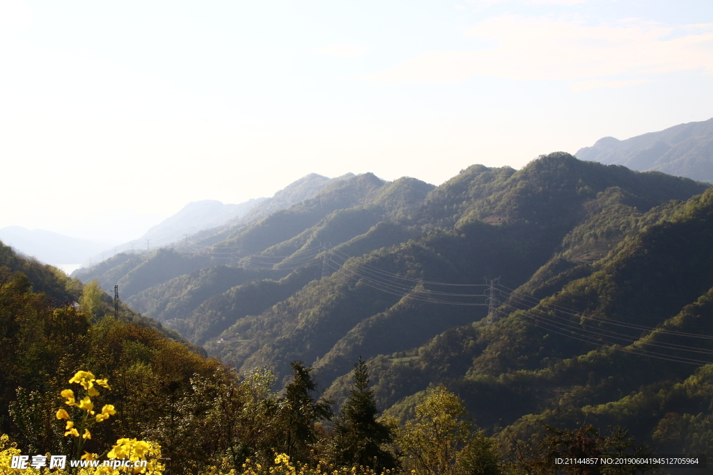 大山 高山 乡村大山 田园风光