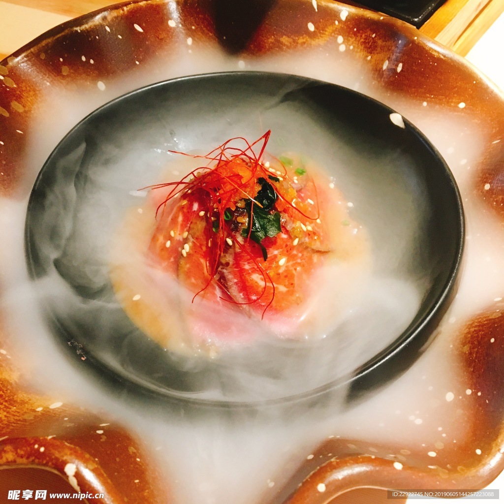 生牛肉LynnD