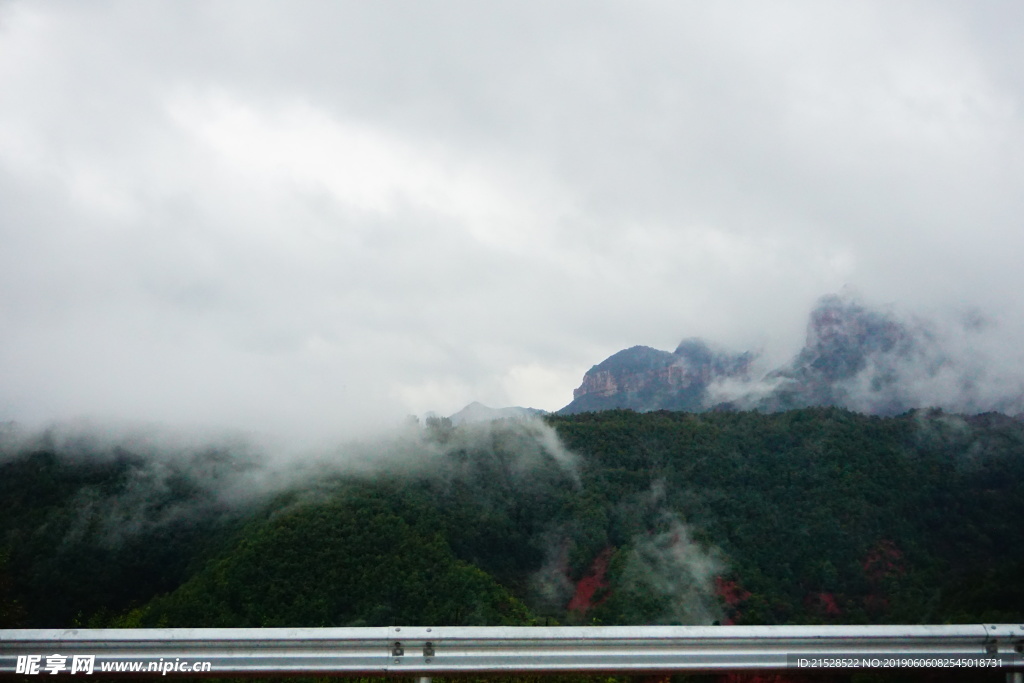 横河十八罗汉山