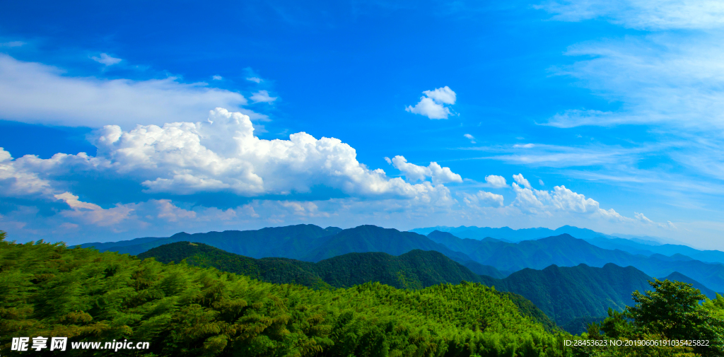 天空背景