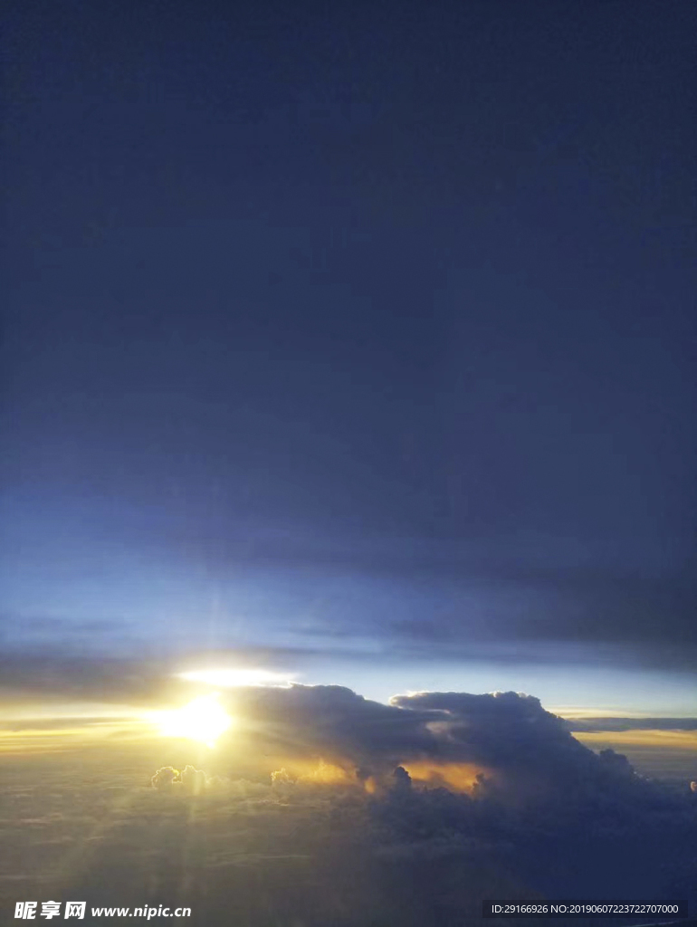 空中日落