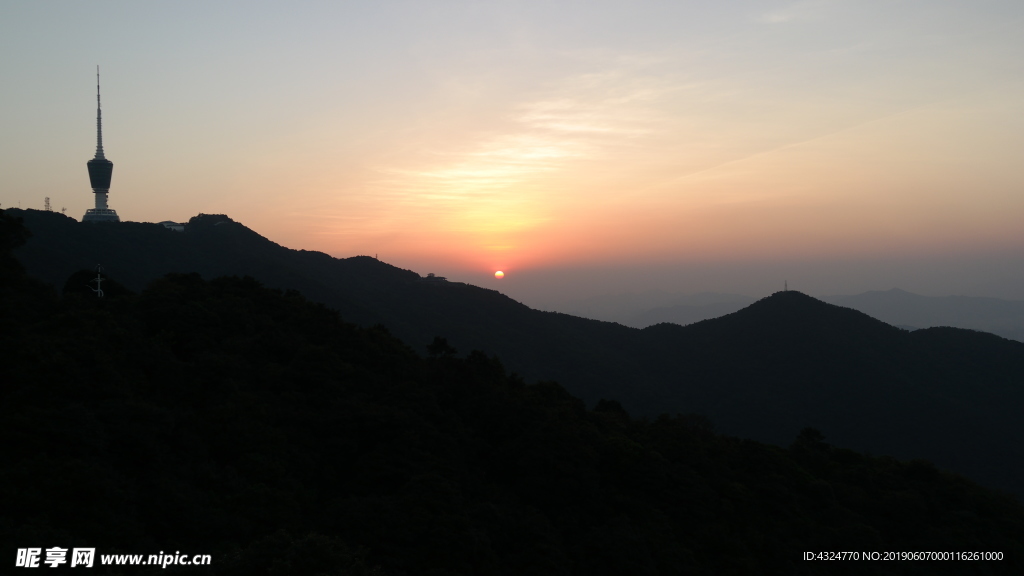 梧桐山夜景