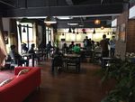 小型团建会议室聚会