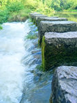 水中石道