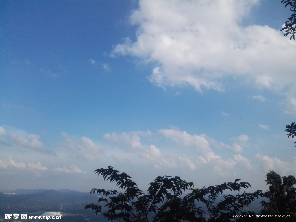 天空