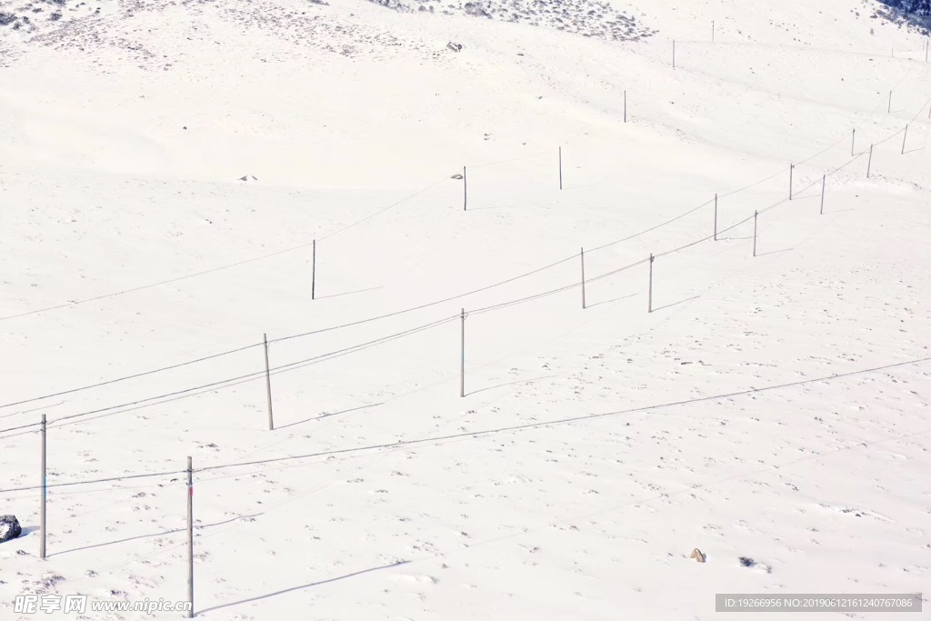 蓝天白云 雪山风景  藏区风景
