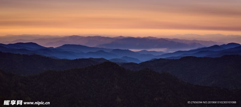 山峰