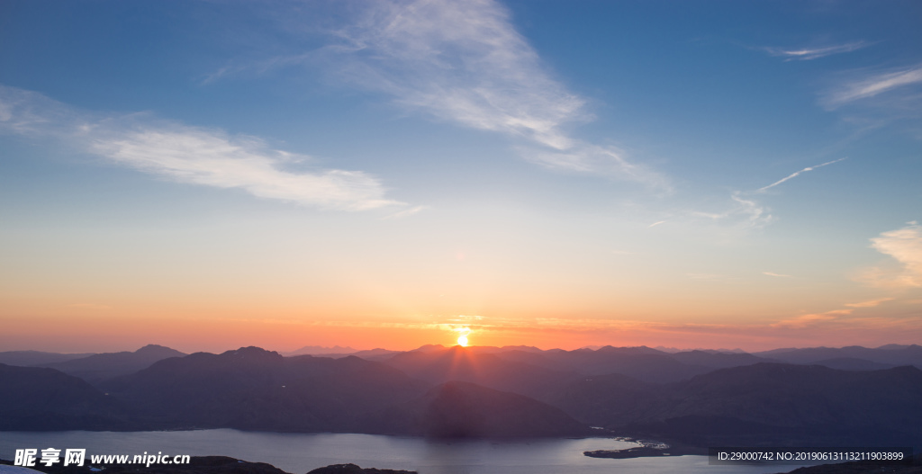 夕阳 彩霞 美景 山峰 云海