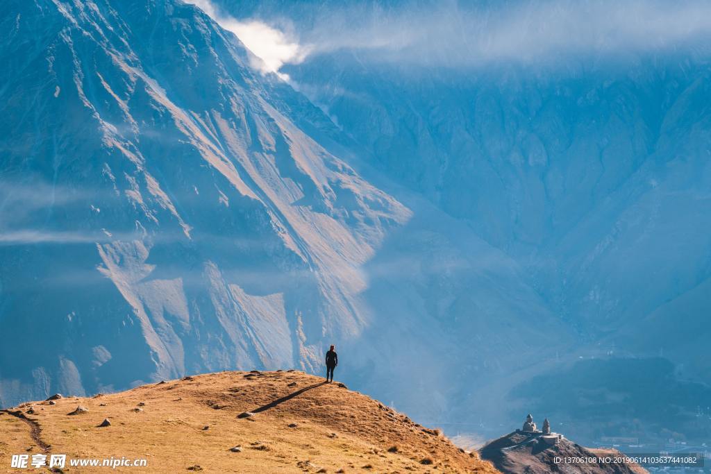 壮丽山峰