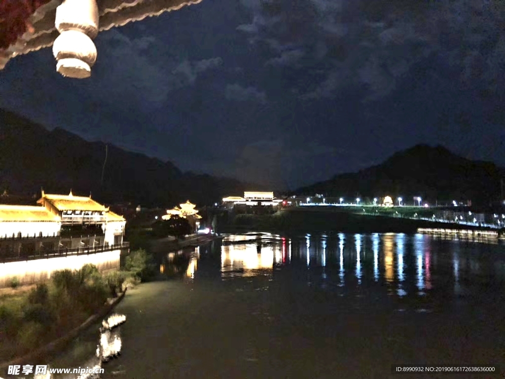 湖