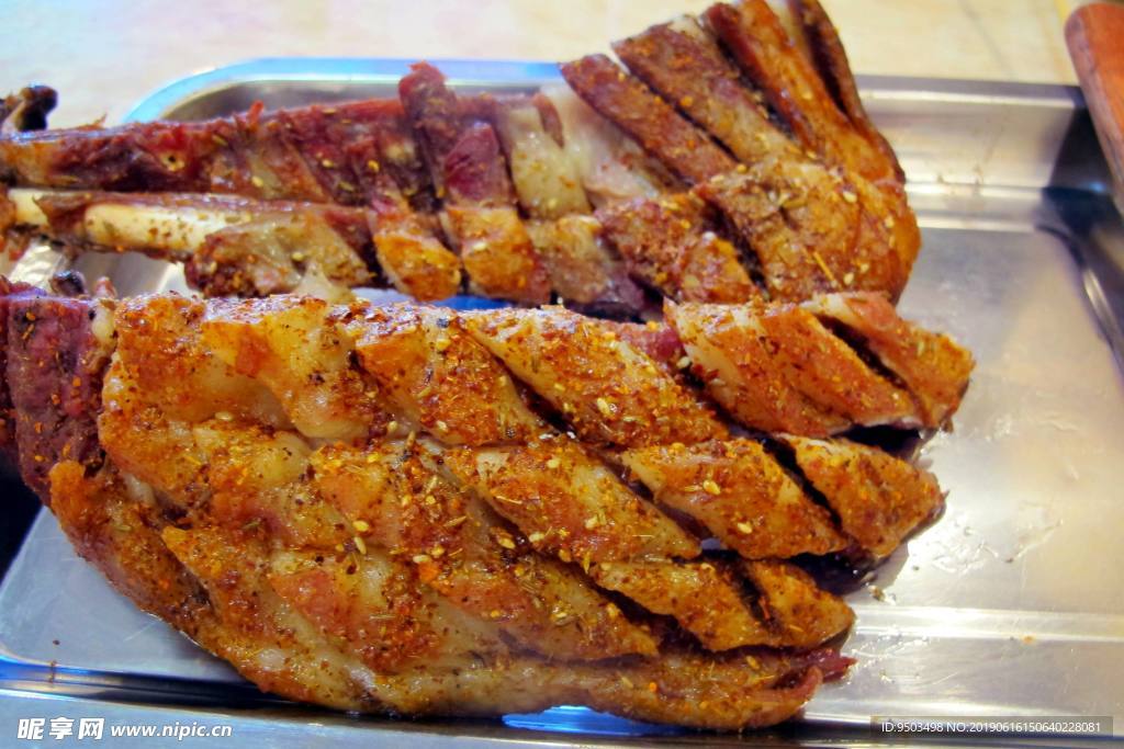 现烤羊排