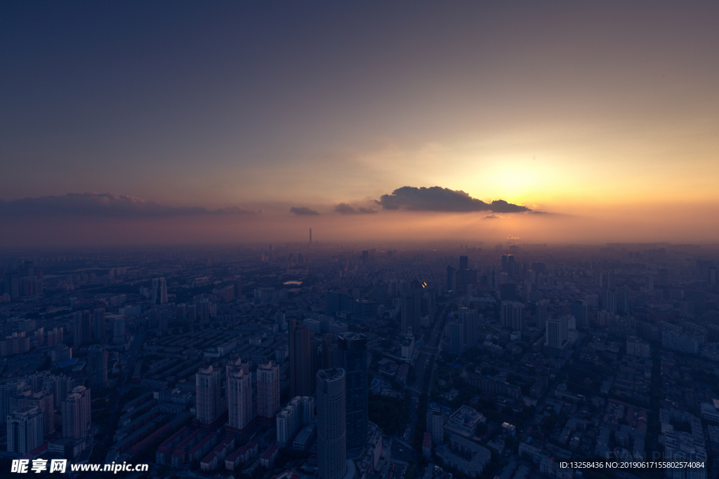 早晨城市