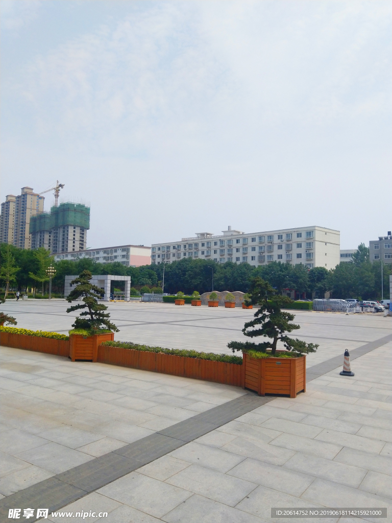 城市广场风景