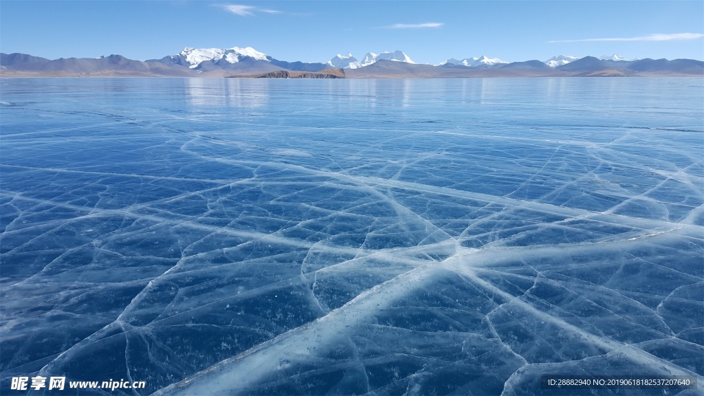 冬季普姆雍措的蓝冰