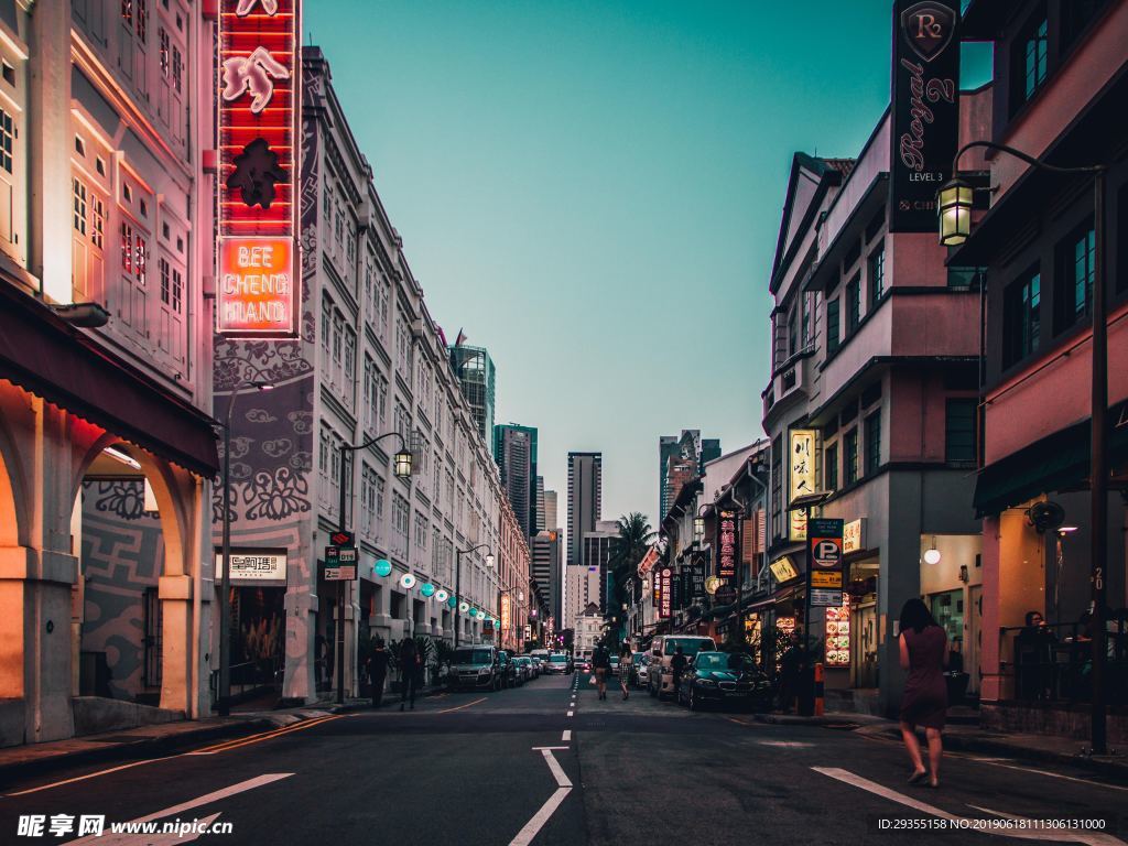 黄昏道路