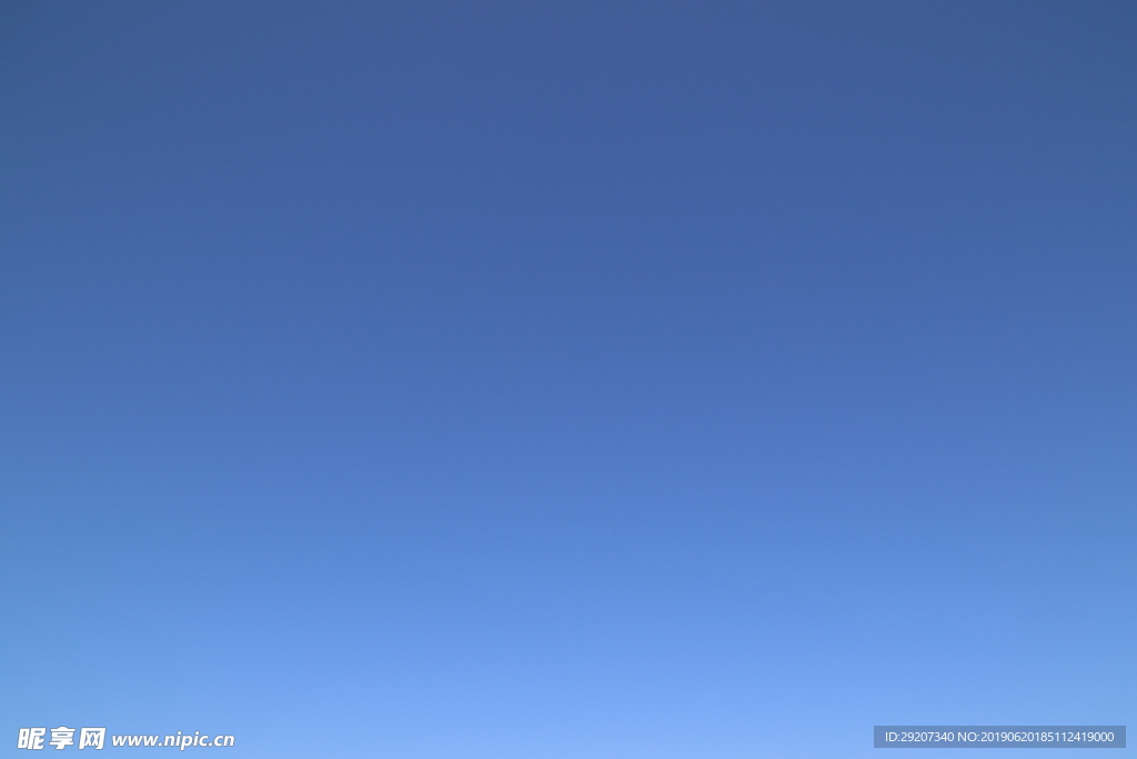天空