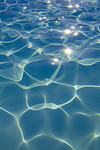 水