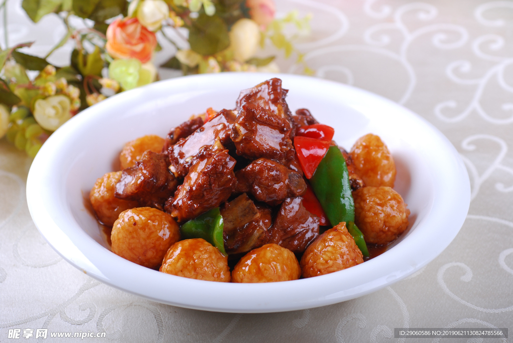 糯米圆烧排骨