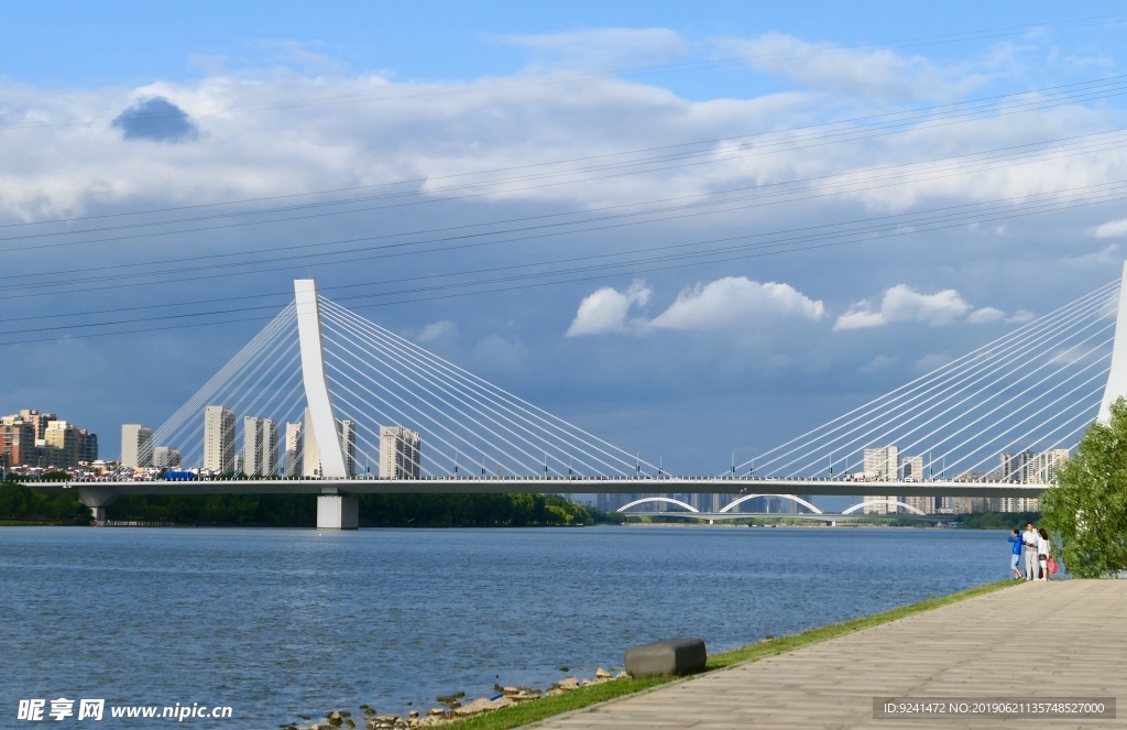 沈阳浑河景观大桥