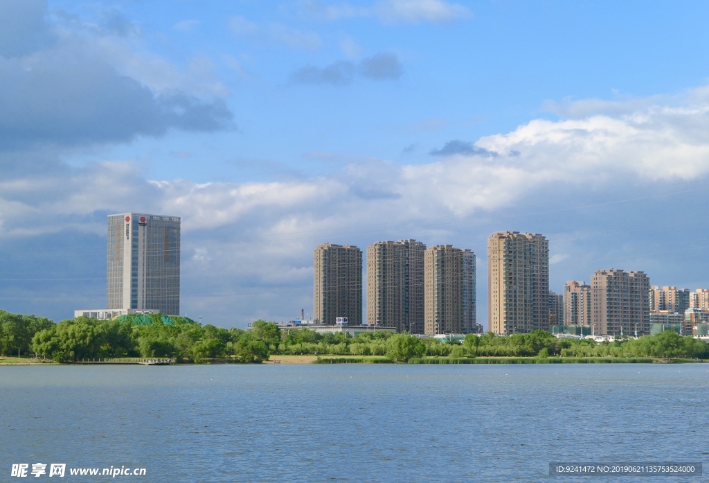 沈阳浑河景色