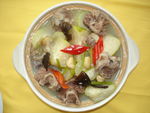 大骨煲汤